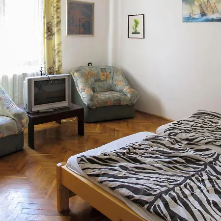 Csonka - Ald304 By Interhome *