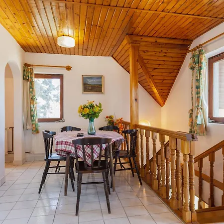 Nyaraló Csonka - Ald304 By Interhome Balatonalmádi